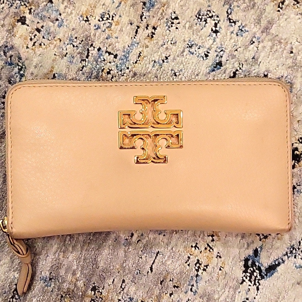 Tory Burch Wallet